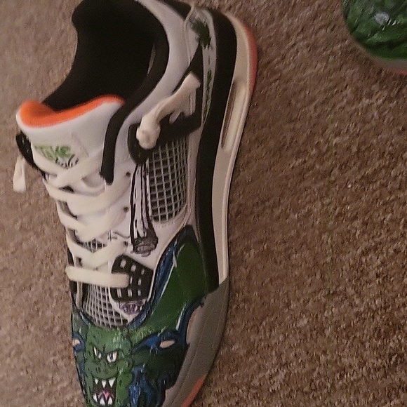 Custom flights - Picture 2 of 3